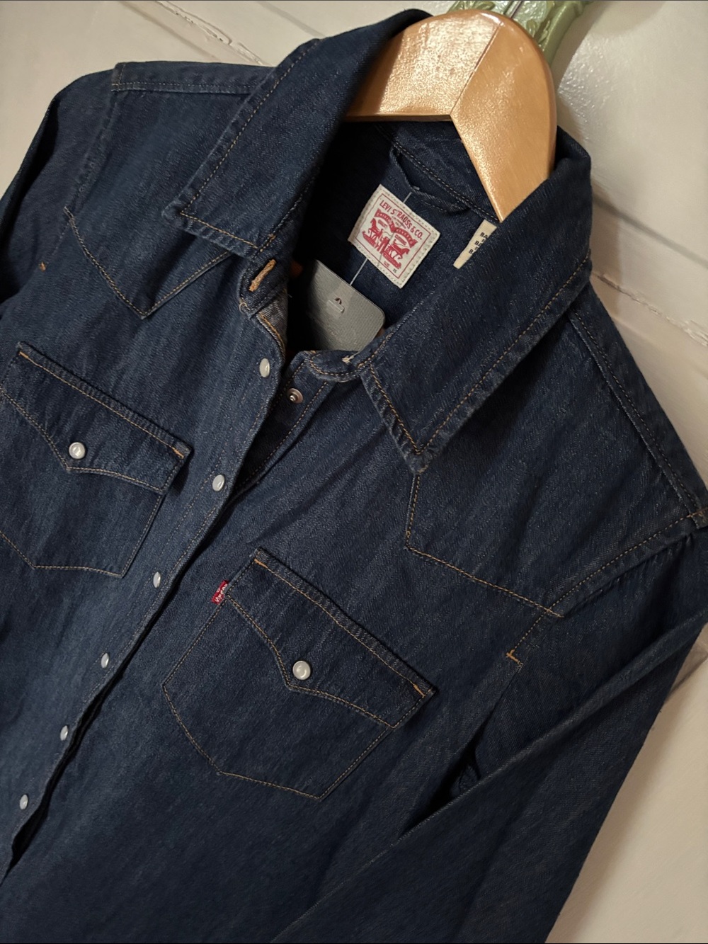 LEVI’S PEARL SNAP LONG SLEEVE DENIM SHIRT - Picture 4 of 11